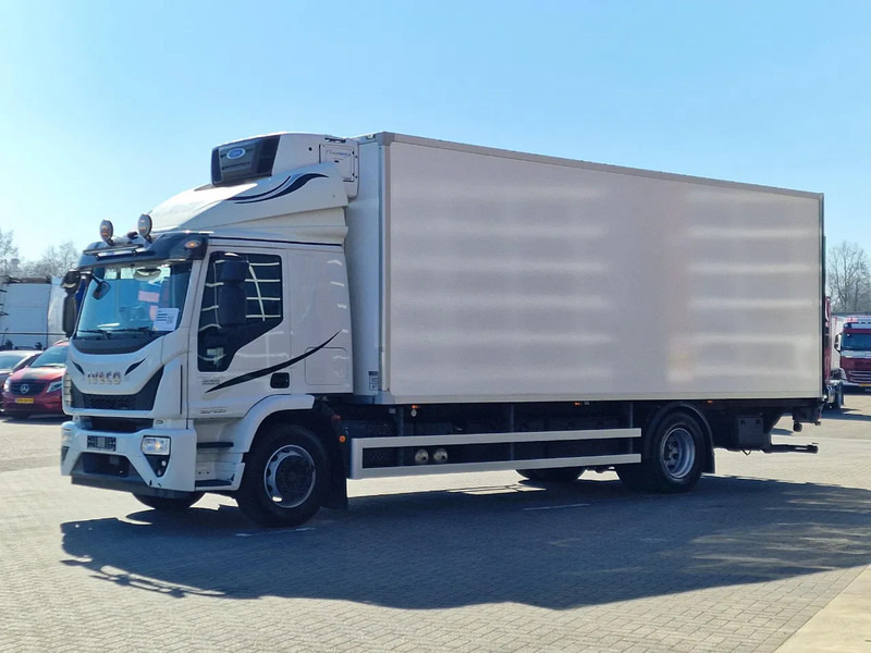 Iveco EuroCargo 180 320 Frigo Carrier supra 850 nordic - Loadlift - Low KM - Camera - Камион ладилник: слика 3 Iveco EuroCargo 180 320 Frigo Carrier supra 850 nordic - Loadlift - Low KM - Camera - Камион ладилник: слика 3