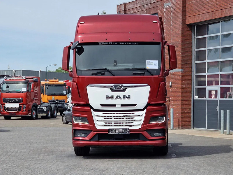 MAN TGX 18.510 4x2 - Retarder - Night clima - 2x tank - Navi - Full spoiler - Камион влекач: слика 2 MAN TGX 18.510 4x2 - Retarder - Night clima - 2x tank - Navi - Full spoiler - Камион влекач: слика 2
