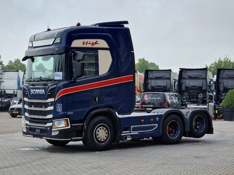 Scania R520 V8 NGS Highline 6x2 - PTO/Hydraulic - Full air - 2.95 WB - Navi - Fridge - Sliding 5th wheel - Камион влекач: слика 3 Scania R520 V8 NGS Highline 6x2 - PTO/Hydraulic - Full air - 2.95 WB - Navi - Fridge - Sliding 5th wheel - Камион влекач: слика 3