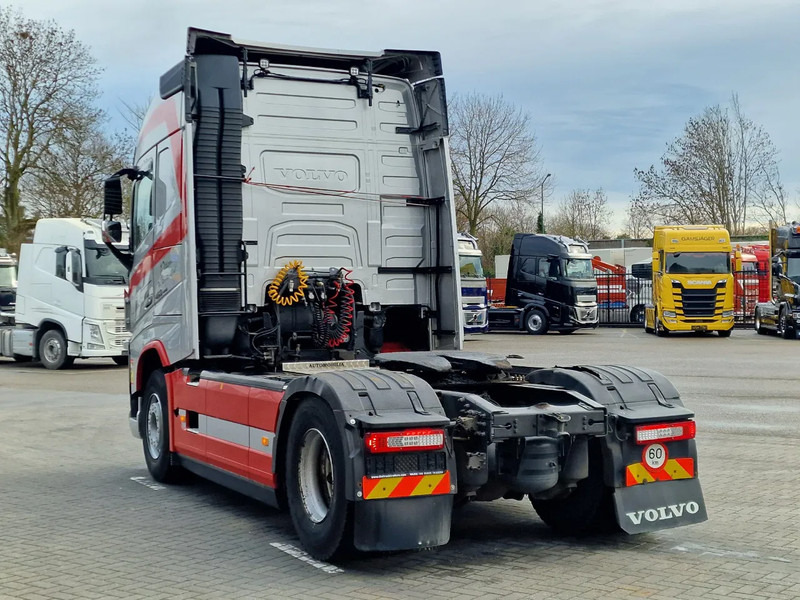 Volvo FH 13.460 Globetrotter 4x2 - PTO/Hydraulic - 2x tank - Steel/Air - Камион влекач: слика 5 Volvo FH 13.460 Globetrotter 4x2 - PTO/Hydraulic - 2x tank - Steel/Air - Камион влекач: слика 5