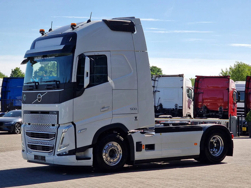 Volvo FH 13.500 Globetrotter XL 4x2 - NEW - Full spec - I parkcool - Full air - - Камион влекач: слика 3 Volvo FH 13.500 Globetrotter XL 4x2 - NEW - Full spec - I parkcool - Full air - - Камион влекач: слика 3
