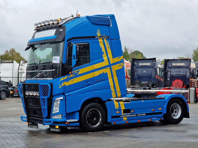 Volvo FH 13.540 Globetrotter XL 4x2 - Performance edition - I parkcool - Full air - Bull bar - Камион влекач: слика 3 Volvo FH 13.540 Globetrotter XL 4x2 - Performance edition - I parkcool - Full air - Bull bar - Камион влекач: слика 3