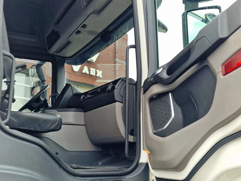 Транспортер на контејнер/ Камион со променливо тело Scania G500 NGS Highline 6x2 - BDF - 4.75 WB - Retarder - Full air - Leather - Led: слика 20