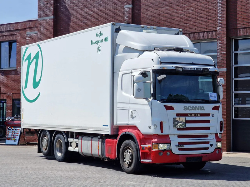 Scania R500 V8 Highline 6x2*4 - Box with side doors - Loadlift - Manual gearbox with retarder - Full air - Steering axle - Камион сандучар: слика 1 Scania R500 V8 Highline 6x2*4 - Box with side doors - Loadlift - Manual gearbox with retarder - Full air - Steering axle - Камион сандучар: слика 1