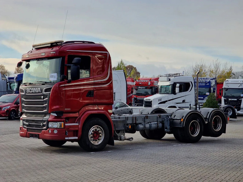 Scania R520 V8 6x2 Chassis - 4.50 WB - Euro 6 - Full air - Камион со кабинска шасија: слика 4 Scania R520 V8 6x2 Chassis - 4.50 WB - Euro 6 - Full air - Камион со кабинска шасија: слика 4
