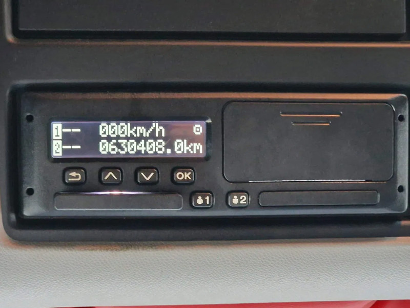 Scania R580 V8 NGS Highline 6x2 - Loadlift - Retarder - Full air - 475 wb - Камион со кабинска шасија: слика 4 Scania R580 V8 NGS Highline 6x2 - Loadlift - Retarder - Full air - 475 wb - Камион со кабинска шасија: слика 4