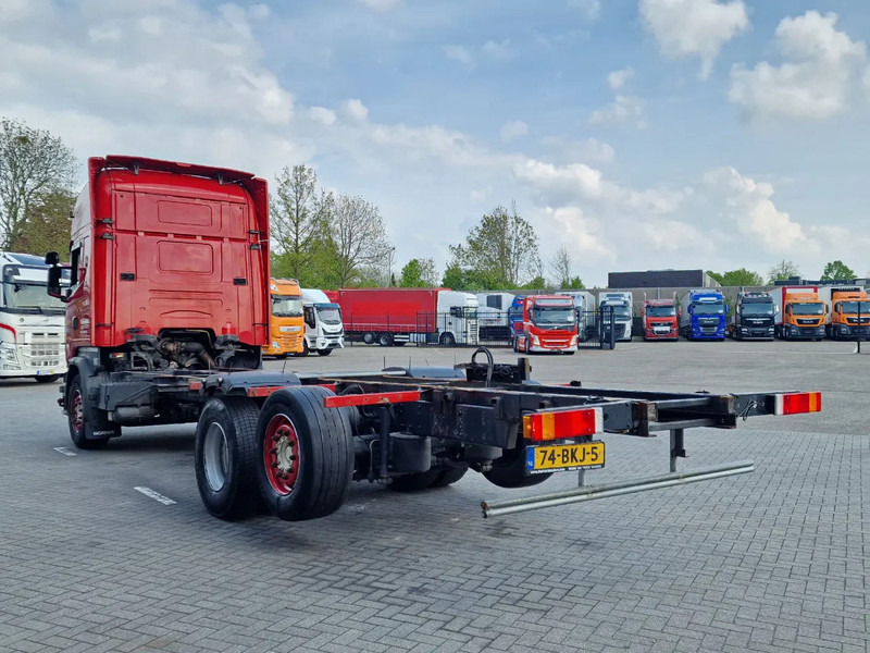 Scania R730 Topline 6x2*4 - Retarder - King of the Road - Night clima - Steering axle - Leather - Камион со кабинска шасија: слика 5 Scania R730 Topline 6x2*4 - Retarder - King of the Road - Night clima - Steering axle - Leather - Камион со кабинска шасија: слика 5