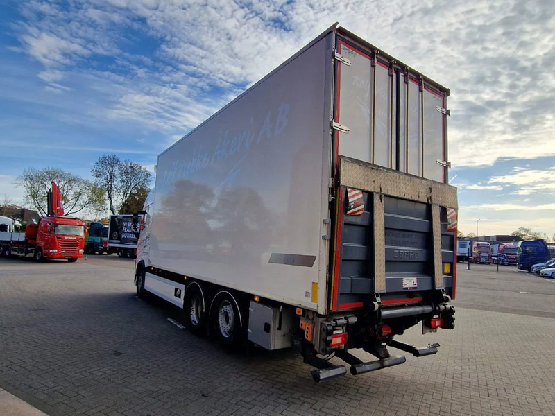 Volvo FH 13.460 Globetrotter 6x2 - Carrier Frigo Supra 850 Nordic - Loadlift - Full air - LNG - Изотермален камион: слика 5 Volvo FH 13.460 Globetrotter 6x2 - Carrier Frigo Supra 850 Nordic - Loadlift - Full air - LNG - Изотермален камион: слика 5