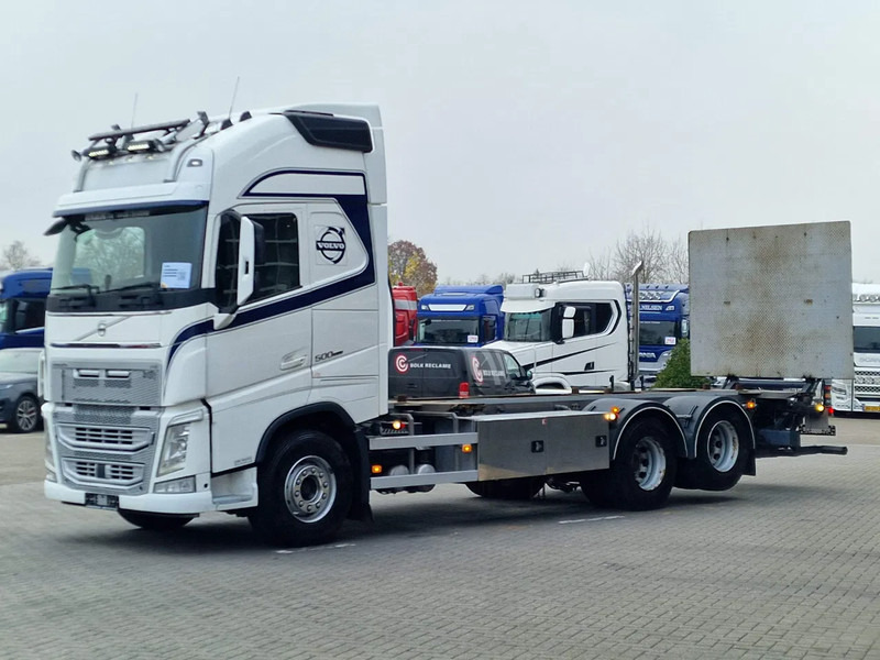 Volvo FH 13.500 Globetrotter XL 6x2 - BDF - Loadlift - I Save - Full air - Navi - Транспортер на контејнер/ Камион со променливо тело: слика 3 Volvo FH 13.500 Globetrotter XL 6x2 - BDF - Loadlift - I Save - Full air - Navi - Транспортер на контејнер/ Камион со променливо тело: слика 3