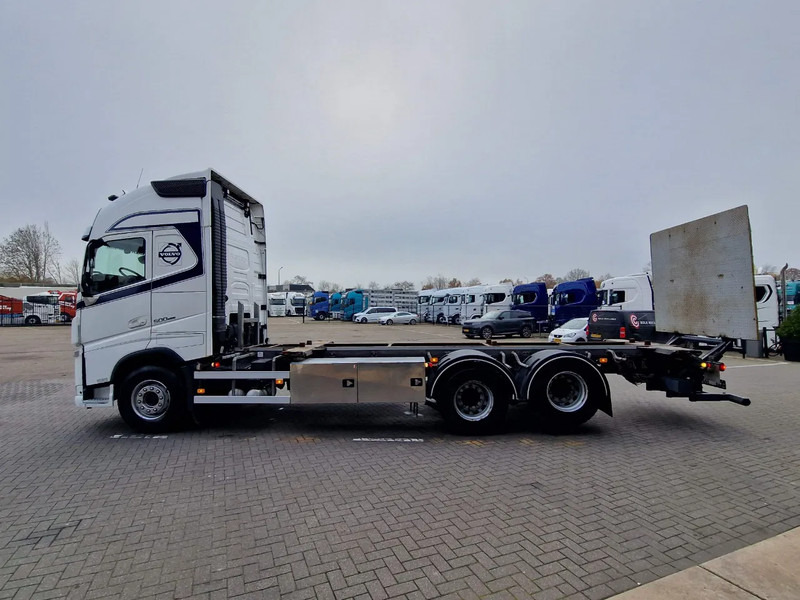 Volvo FH 13.500 Globetrotter XL 6x2 - BDF - Loadlift - I Save - Full air - Navi - Транспортер на контејнер/ Камион со променливо тело: слика 4 Volvo FH 13.500 Globetrotter XL 6x2 - BDF - Loadlift - I Save - Full air - Navi - Транспортер на контејнер/ Камион со променливо тело: слика 4