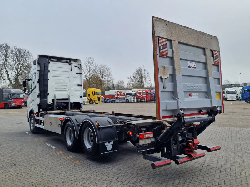 Volvo FH 13.500 Globetrotter XL 6x2 - BDF - Loadlift - I Save - Full air - Navi - Транспортер на контејнер/ Камион со променливо тело: слика 5 Volvo FH 13.500 Globetrotter XL 6x2 - BDF - Loadlift - I Save - Full air - Navi - Транспортер на контејнер/ Камион со променливо тело: слика 5