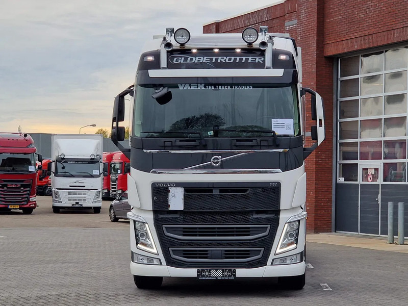 Volvo FH 13.540 Globetrotter 6x2 - BDF - Loadlift - Full air - I parkcool - 4.80 WB - Транспортер на контејнер/ Камион со променливо тело: слика 2 Volvo FH 13.540 Globetrotter 6x2 - BDF - Loadlift - Full air - I parkcool - 4.80 WB - Транспортер на контејнер/ Камион со променливо тело: слика 2