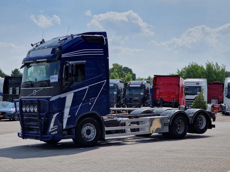 Volvo FH 13.540 Globetrotter XL 6x2 - Retarder - Full air - 4.60 WB - I shift dual clutch - Камион со кабинска шасија: слика 3 Volvo FH 13.540 Globetrotter XL 6x2 - Retarder - Full air - 4.60 WB - I shift dual clutch - Камион со кабинска шасија: слика 3