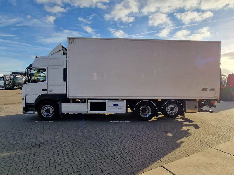 Volvo FM 13.460 Globetrotter 6x2*4 - Frigo Carrier Supra 1150 U MT - Zepro loadlift - Steering axle - Изотермален камион: слика 4 Volvo FM 13.460 Globetrotter 6x2*4 - Frigo Carrier Supra 1150 U MT - Zepro loadlift - Steering axle - Изотермален камион: слика 4