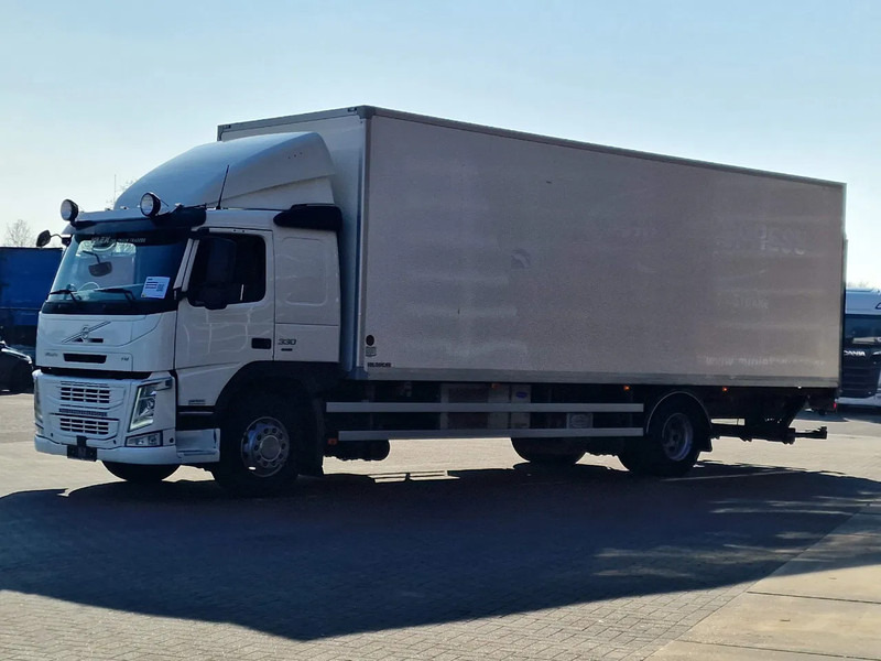 Volvo FM 330 4x2 - Carrier MT 18 Frigo - Loadlift - Full air - Sleepercab - Камион ладилник: слика 3 Volvo FM 330 4x2 - Carrier MT 18 Frigo - Loadlift - Full air - Sleepercab - Камион ладилник: слика 3