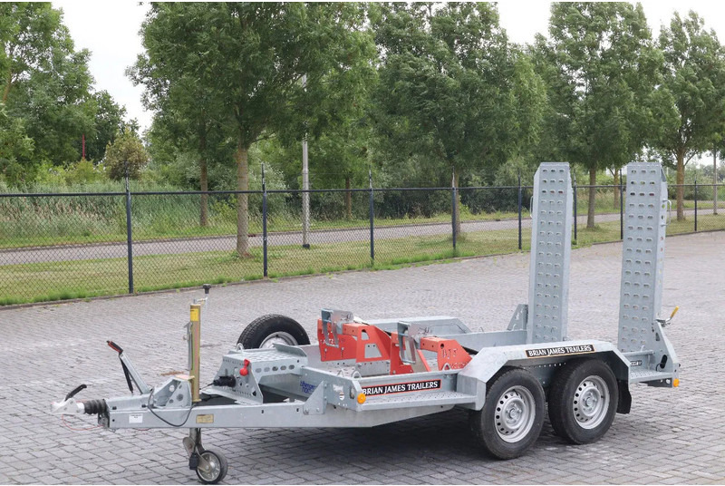 Brian James DIGGER PLANT 2700 KG | TANDEM AXLE | MACHINE TRANSPORT - Приколка платформа: слика 2 Brian James DIGGER PLANT 2700 KG | TANDEM AXLE | MACHINE TRANSPORT - Приколка платформа: слика 2