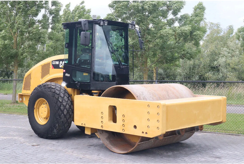 Caterpillar CS78B | TRIMBLE GPS | GOOD CONDITION - Ваљак: слика 5 Caterpillar CS78B | TRIMBLE GPS | GOOD CONDITION - Ваљак: слика 5
