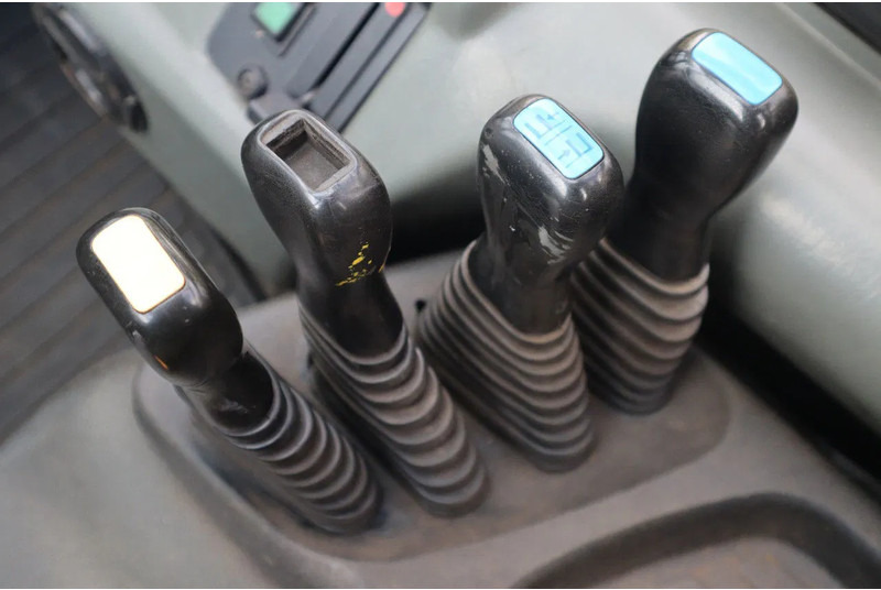 Дизел вилушкар Clark CPD50S | 5 TON | DUPLEX | HYDR. FORKS: слика 16 Дизел вилушкар Clark CPD50S | 5 TON | DUPLEX | HYDR. FORKS: слика 16