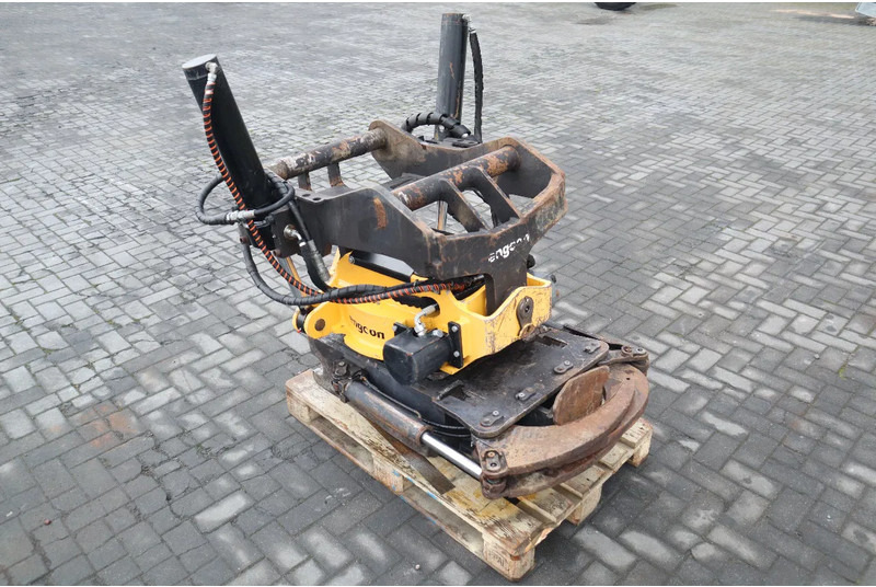 Engcon S80 | KM80 | GRIPPER | AUX HYDR. | GOOD CONDITION - Тилтротатор за Градежна машина: слика 3 Engcon S80 | KM80 | GRIPPER | AUX HYDR. | GOOD CONDITION - Тилтротатор за Градежна машина: слика 3