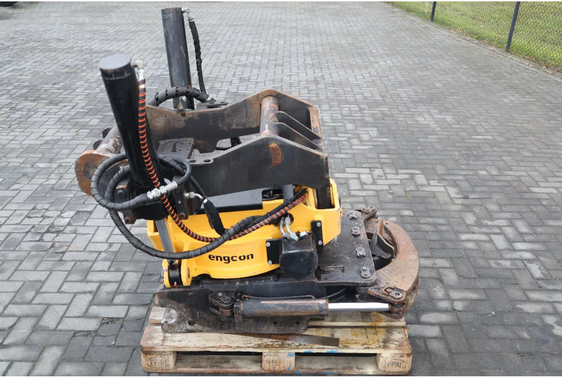 Engcon S80 | KM80 | GRIPPER | AUX HYDR. | GOOD CONDITION - Тилтротатор за Градежна машина: слика 4 Engcon S80 | KM80 | GRIPPER | AUX HYDR. | GOOD CONDITION - Тилтротатор за Градежна машина: слика 4