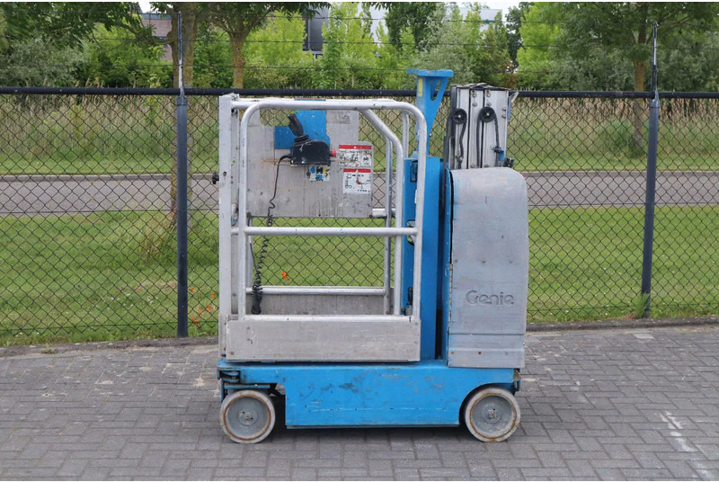 Genie GR-12 | 5.45 METER | 227 KG | MULTIPLE UNITS - Дигачка платформа: слика 1 Genie GR-12 | 5.45 METER | 227 KG | MULTIPLE UNITS - Дигачка платформа: слика 1