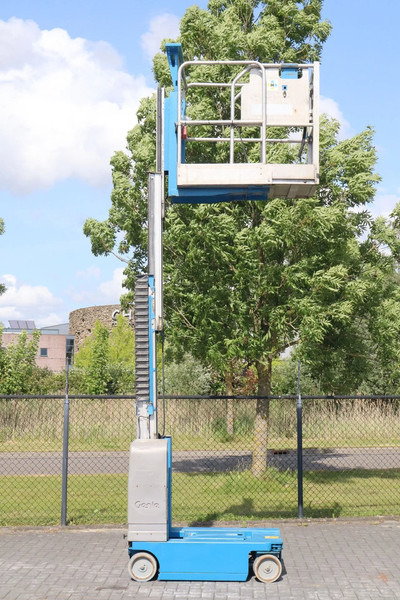Genie GR-12 | 5.45 METER | 227 KG | MULTIPLE UNITS - Дигачка платформа: слика 1 Genie GR-12 | 5.45 METER | 227 KG | MULTIPLE UNITS - Дигачка платформа: слика 1