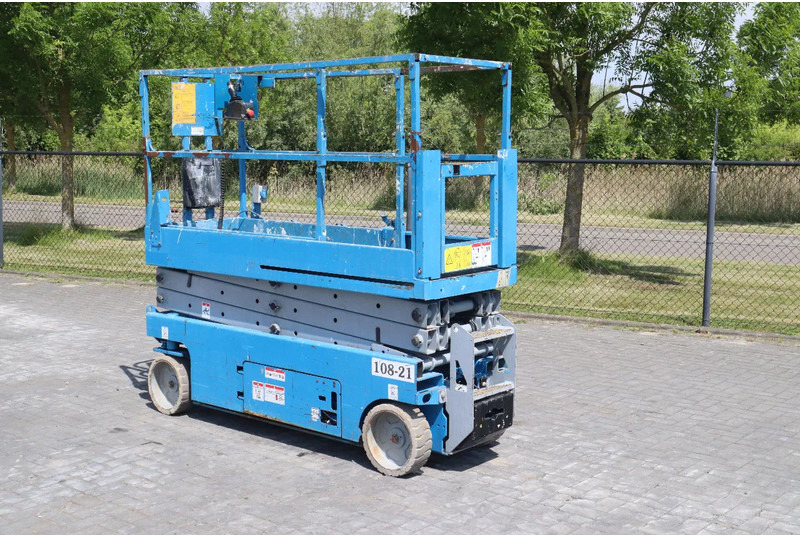 Genie GS-2032 | 8 METER | 363 KG - Кревач ножица: слика 2 Genie GS-2032 | 8 METER | 363 KG - Кревач ножица: слика 2