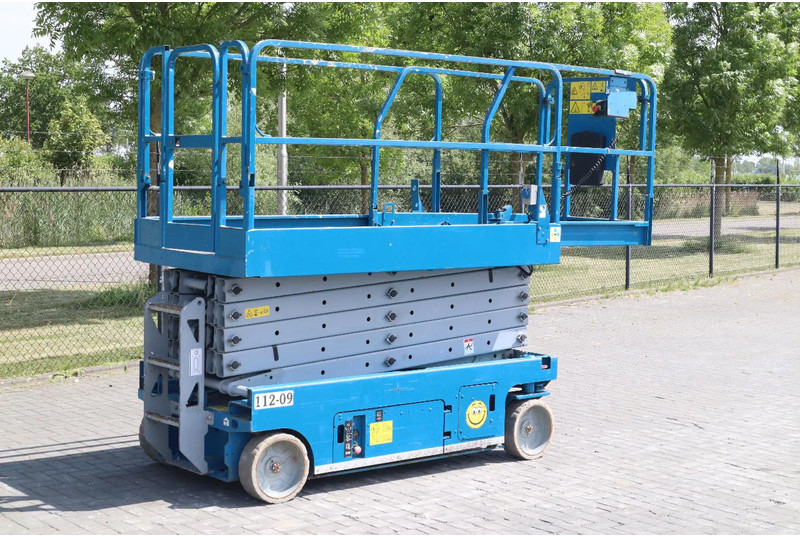 Genie GS-3246 | 12 METER | 318 KG - Кревач ножица: слика 5 Genie GS-3246 | 12 METER | 318 KG - Кревач ножица: слика 5