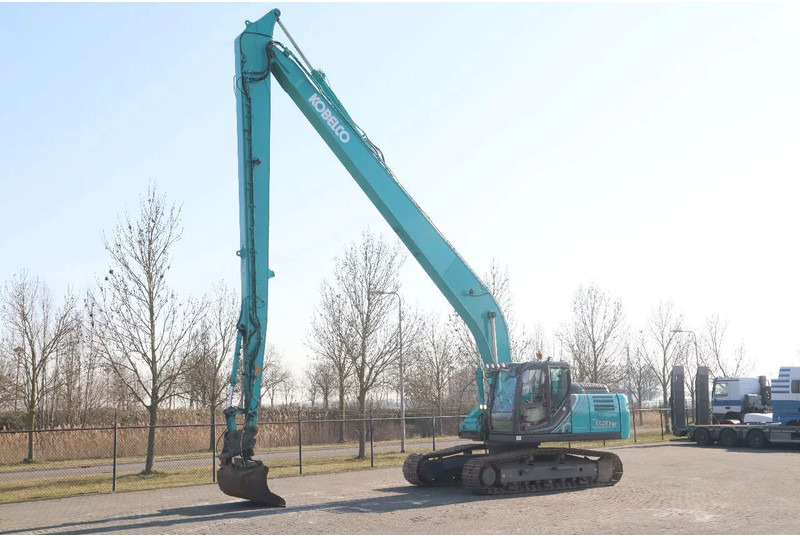 Kobelco SK260 NLC -10E | 18.5 METER LONG REACH | TILT BUCKET - Багер: слика 2 Kobelco SK260 NLC -10E | 18.5 METER LONG REACH | TILT BUCKET - Багер: слика 2