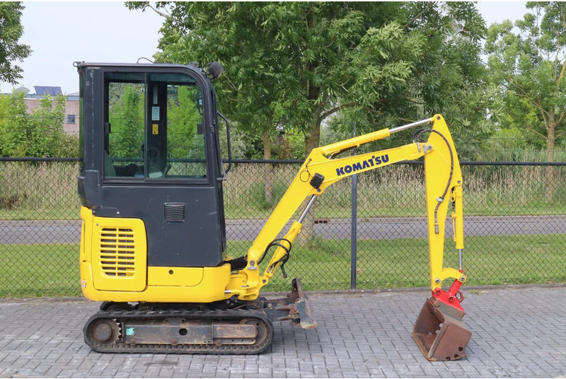 Komatsu PC16 R-3HS | 3X BUCKET | QUICK COUPLER | SWING BOOM - Мини багер: слика 4 Komatsu PC16 R-3HS | 3X BUCKET | QUICK COUPLER | SWING BOOM - Мини багер: слика 4