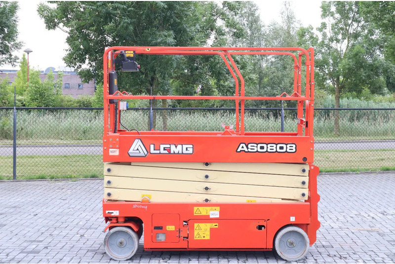 LGMG AS0808 | 10 METER | 230 KG | GS-2646 | 2646ES - Кревач ножица: слика 1 LGMG AS0808 | 10 METER | 230 KG | GS-2646 | 2646ES - Кревач ножица: слика 1