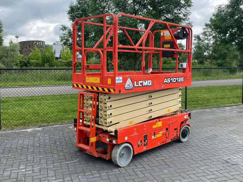LGMG AS1012E | 12 METER | 320 KG | GS-3232 | ES 3246 - Кревач ножица: слика 3 LGMG AS1012E | 12 METER | 320 KG | GS-3232 | ES 3246 - Кревач ножица: слика 3