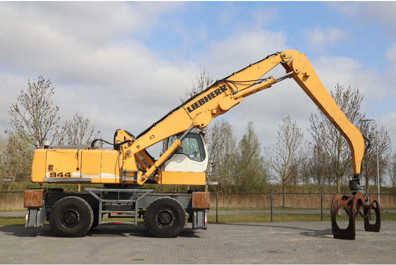 Liebherr A944 C HD | LOG GRAPPLE | HOLZGREIFER | TIMBER - Шумски жнеач: слика 4 Liebherr A944 C HD | LOG GRAPPLE | HOLZGREIFER | TIMBER - Шумски жнеач: слика 4