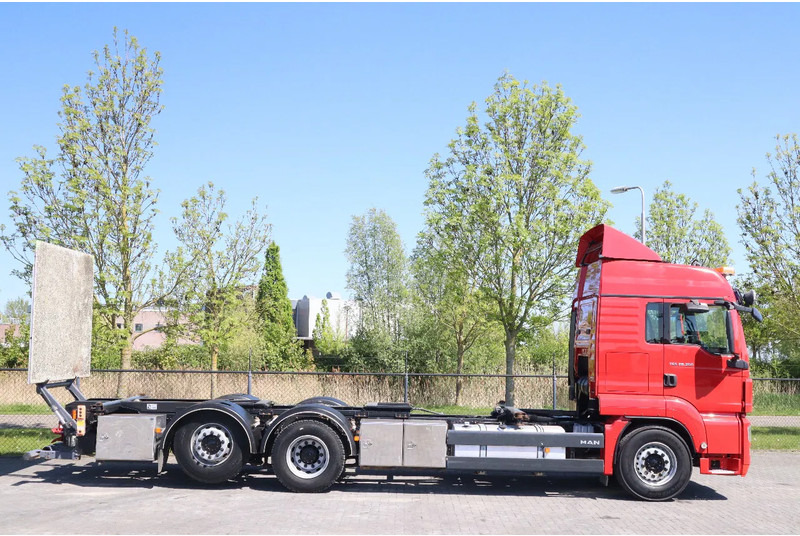 MAN TGS 26.360 | 6X2 | BDF | ONLY 80.000 KM! | EURO 5 - Транспортер на контејнер/ Камион со променливо тело: слика 3 MAN TGS 26.360 | 6X2 | BDF | ONLY 80.000 KM! | EURO 5 - Транспортер на контејнер/ Камион со променливо тело: слика 3