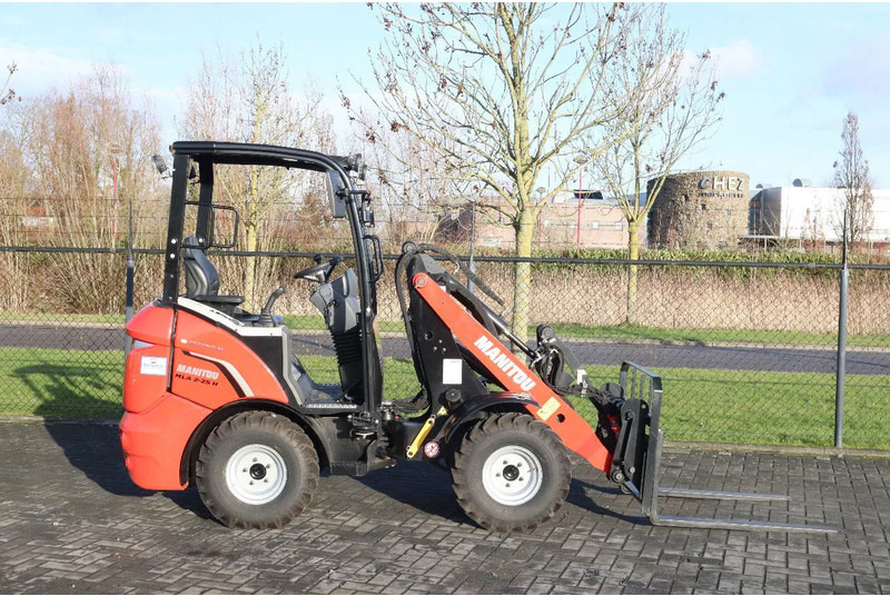 Manitou MLA 2-25 H | FORKS | QUICK COUPLER | NEW UNUSED - Натоварувач на тркала: слика 4 Manitou MLA 2-25 H | FORKS | QUICK COUPLER | NEW UNUSED - Натоварувач на тркала: слика 4