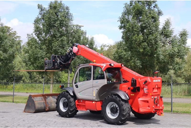Manitou MLT 960 | SWING HYDR. QUICK COUPLER | HYDR. FORKS | BUCKET - Телескопски ракувач: слика 3 Manitou MLT 960 | SWING HYDR. QUICK COUPLER | HYDR. FORKS | BUCKET - Телескопски ракувач: слика 3