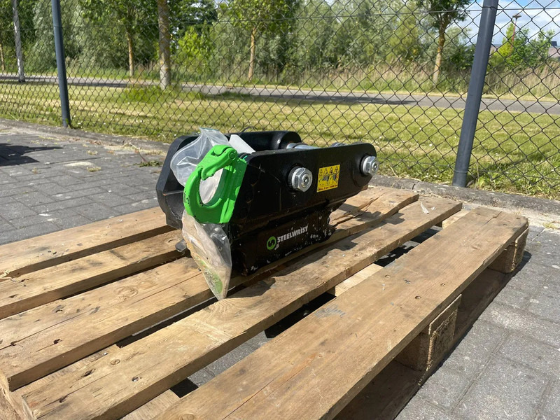 STEELWRIST QC S40 FPL | QUICK COUPLER | 2 - 6 TON | NEW / UNUSED - Ножица за уривање за Градежна машина: слика 1 STEELWRIST QC S40 FPL | QUICK COUPLER | 2 - 6 TON | NEW / UNUSED - Ножица за уривање за Градежна машина: слика 1