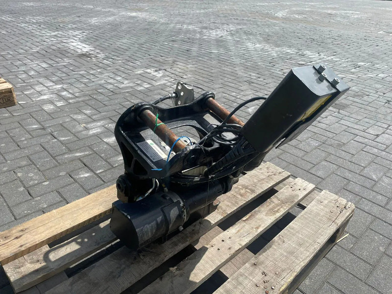STEELWRIST STEELWRIST X06 S40 | TILT ROTATOR | VLS | FPL | RF | NEW / UNUSED - Тилтротатор за Градежна машина: слика 5 STEELWRIST STEELWRIST X06 S40 | TILT ROTATOR | VLS | FPL | RF | NEW / UNUSED - Тилтротатор за Градежна машина: слика 5