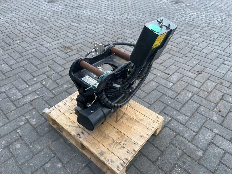 STEELWRIST X06 S40 | TILT ROTATOR | VLS | FPL | RF | NEW / UNUSED - Тилтротатор за Градежна машина: слика 5 STEELWRIST X06 S40 | TILT ROTATOR | VLS | FPL | RF | NEW / UNUSED - Тилтротатор за Градежна машина: слика 5