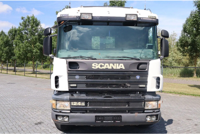 Scania P124-420 | 8X4 | HOOKLIFT | MANUAL | BIG AXLES | EURO 3 - Камион со кука за подигање: слика 2 Scania P124-420 | 8X4 | HOOKLIFT | MANUAL | BIG AXLES | EURO 3 - Камион со кука за подигање: слика 2