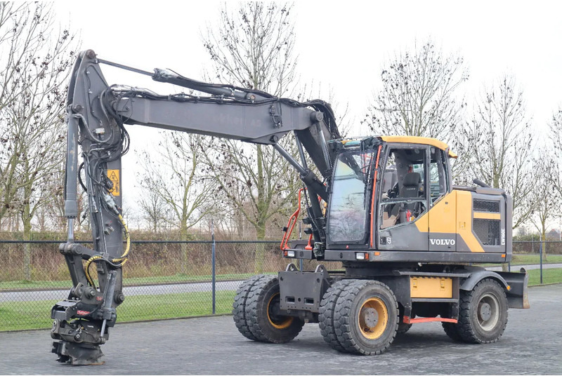 Volvo EW160 E | OILQUICK | ROTOTILT | DAMAGE / WORKING CONDITION - Багер на тркала: слика 2 Volvo EW160 E | OILQUICK | ROTOTILT | DAMAGE / WORKING CONDITION - Багер на тркала: слика 2