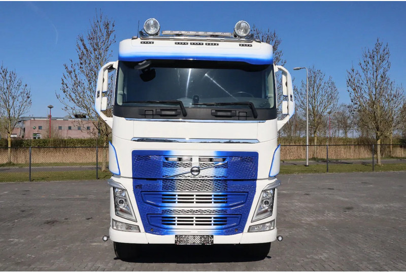 Volvo FH 540 | 8X4 | TANDEMLIFT | RETARDER | BIG AXLES | EURO 6 - Кипер: слика 2 Volvo FH 540 | 8X4 | TANDEMLIFT | RETARDER | BIG AXLES | EURO 6 - Кипер: слика 2
