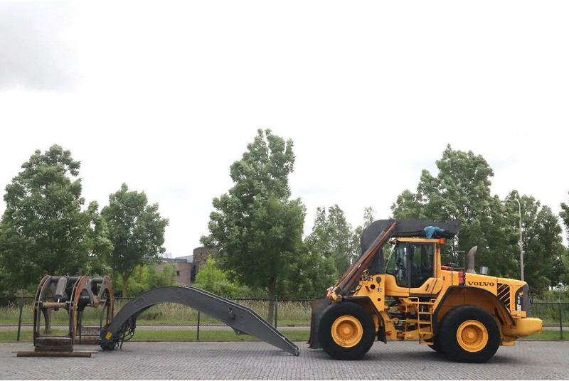 Volvo L180 F HL | HIGH-LIFT | LOG STACKER | HOLZ GRAPPLE - Натоварувач на тркала: слика 1 Volvo L180 F HL | HIGH-LIFT | LOG STACKER | HOLZ GRAPPLE - Натоварувач на тркала: слика 1