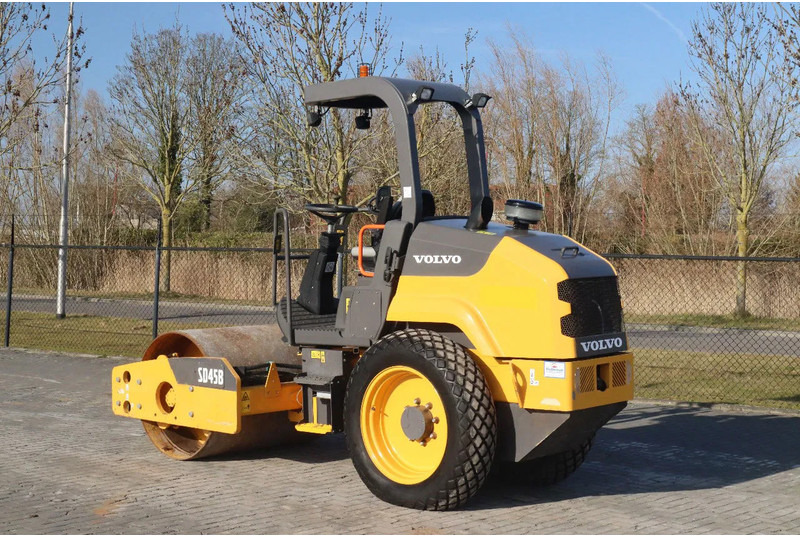 Volvo SD45B | GOOD CONDIITON | LOW HOURS - Ваљак за пат: слика 3 Volvo SD45B | GOOD CONDIITON | LOW HOURS - Ваљак за пат: слика 3