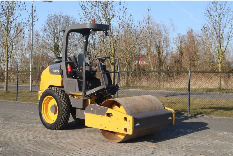 Volvo SD45B | GOOD CONDIITON | LOW HOURS - Ваљак: слика 5 Volvo SD45B | GOOD CONDIITON | LOW HOURS - Ваљак: слика 5