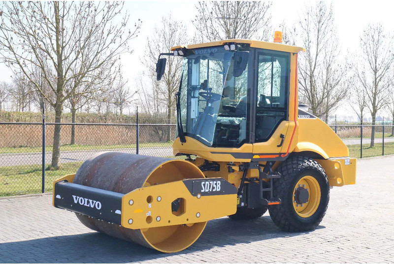 Volvo SD75B | SD 75 B | NEW / UNUSED | 1 YEAR WARRANTY - Ваљак: слика 2 Volvo SD75B | SD 75 B | NEW / UNUSED | 1 YEAR WARRANTY - Ваљак: слика 2