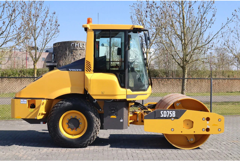 Volvo SD75B | SD 75 B | NEW / UNUSED | 1 YEAR WARRANTY - Комбиниран валјак: слика 4 Volvo SD75B | SD 75 B | NEW / UNUSED | 1 YEAR WARRANTY - Комбиниран валјак: слика 4