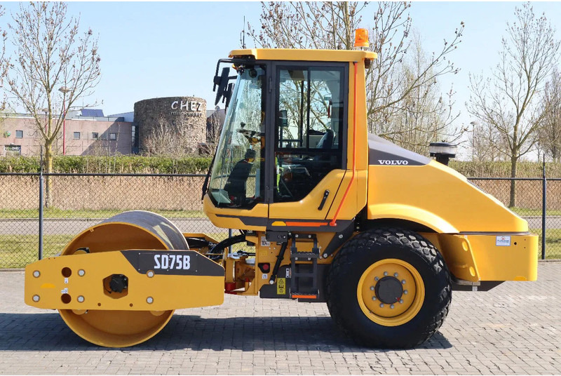 Volvo SD75B | SD 75 B | NEW / UNUSED | 1 YEAR WARRANTY - Ваљак: слика 1 Volvo SD75B | SD 75 B | NEW / UNUSED | 1 YEAR WARRANTY - Ваљак: слика 1