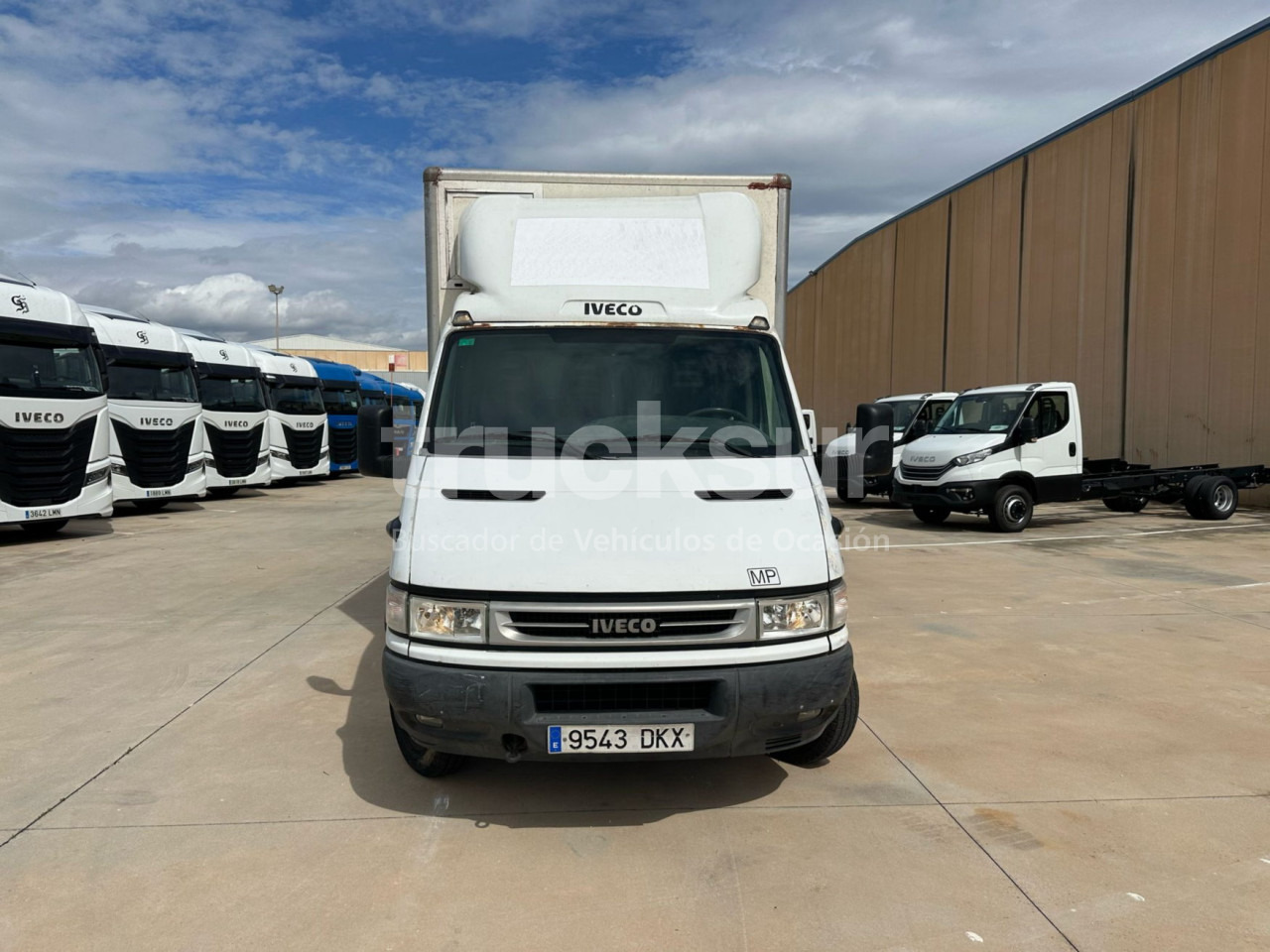 IVECO 35C14 - Комбе фургон: слика 3 IVECO 35C14 - Комбе фургон: слика 3