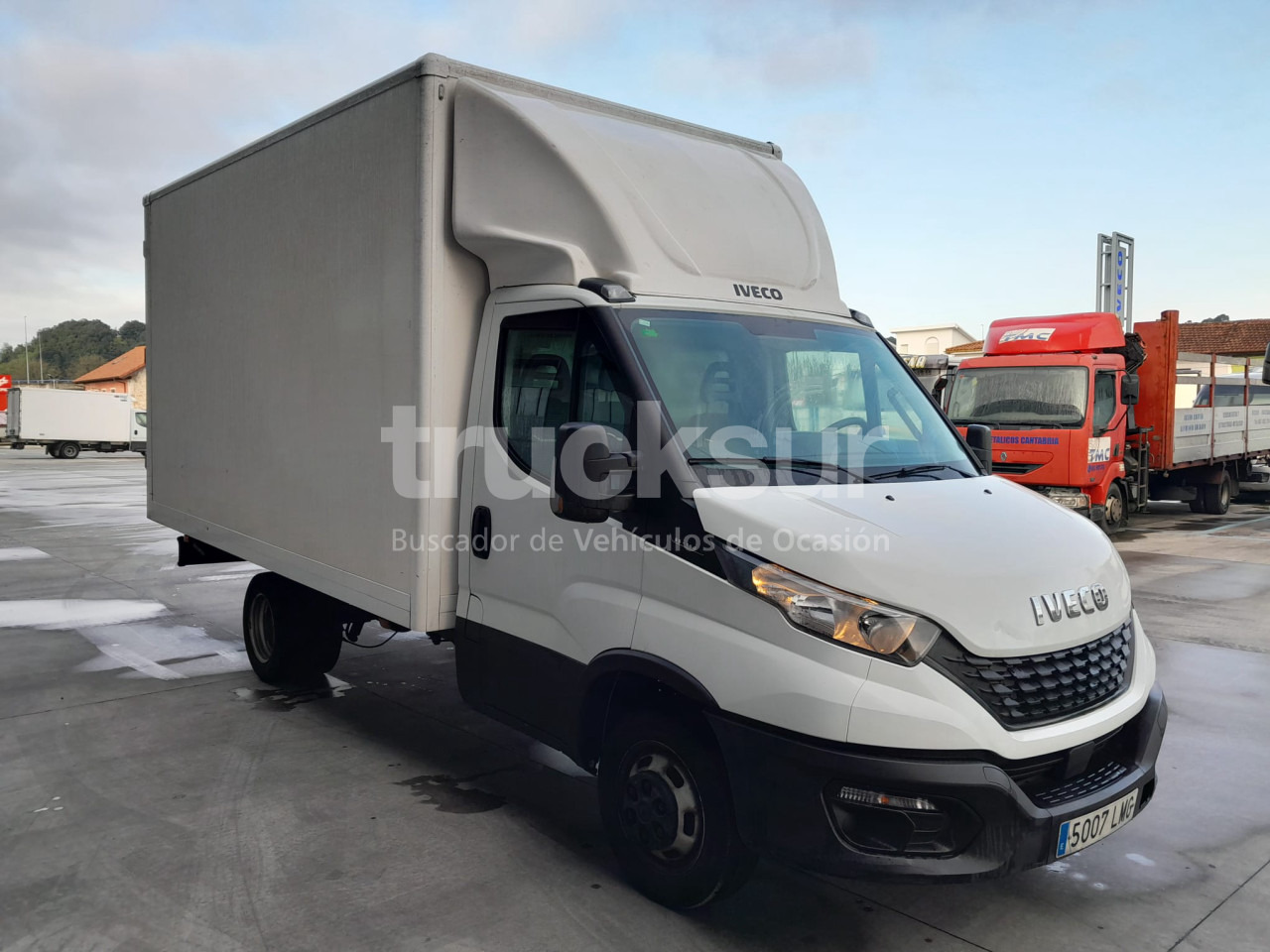 IVECO DAILY 35C16H - Комбе фургон: слика 2 IVECO DAILY 35C16H - Комбе фургон: слика 2